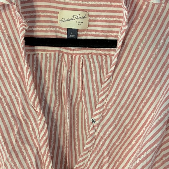 Incredible threads pin red/pink pin striped - Picture 3 of 4